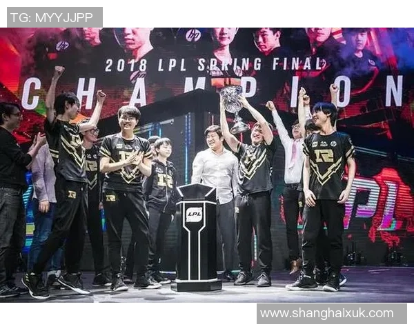 RNG战队在DOTA2赛事中的进攻策略分析与成败得失探讨